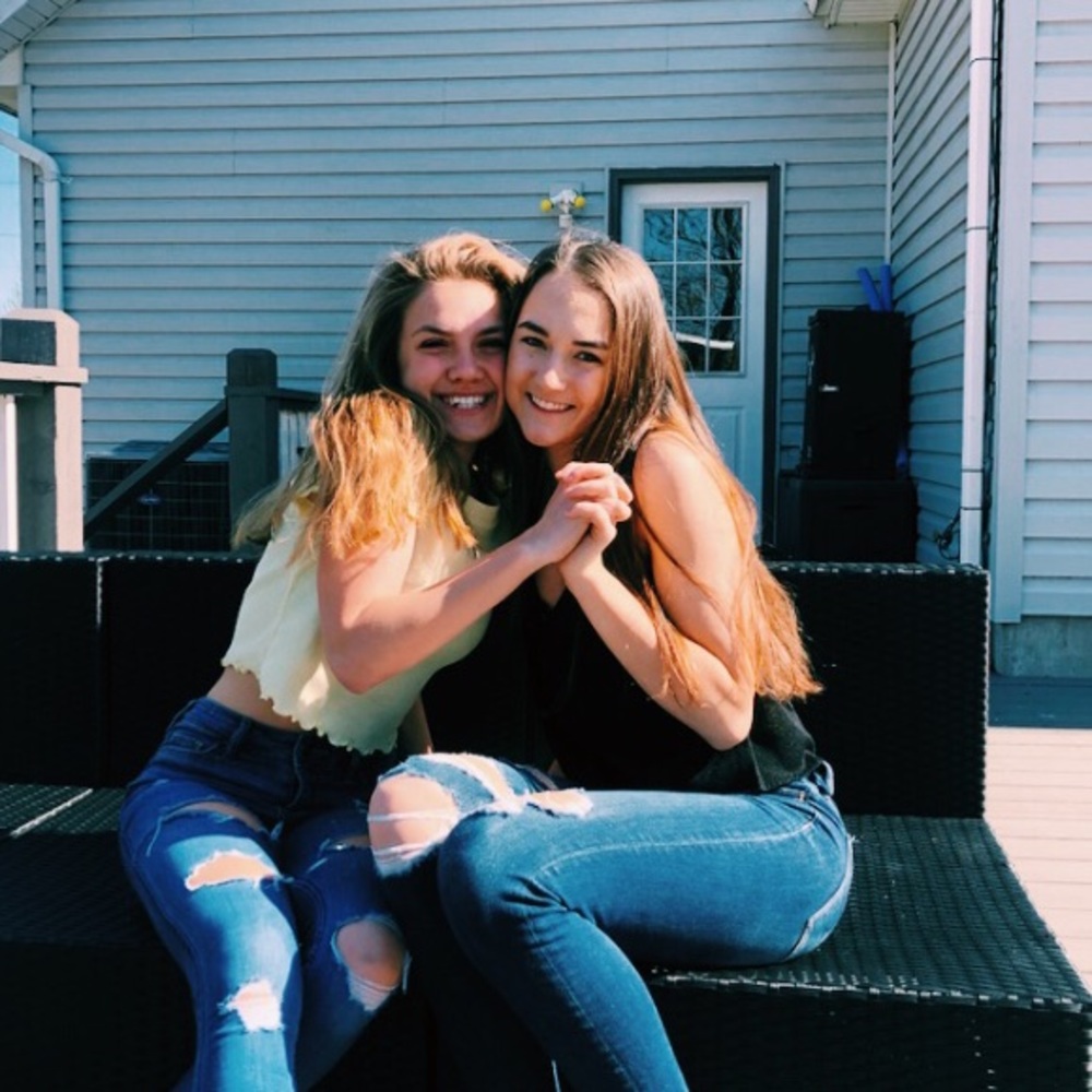 Meet your Posher, Abby